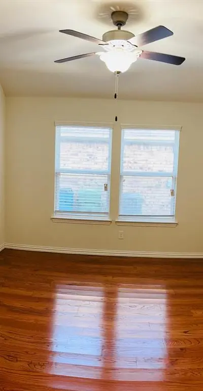 105 Hanover Trail, Lewisville TX 75067 - Photo 3