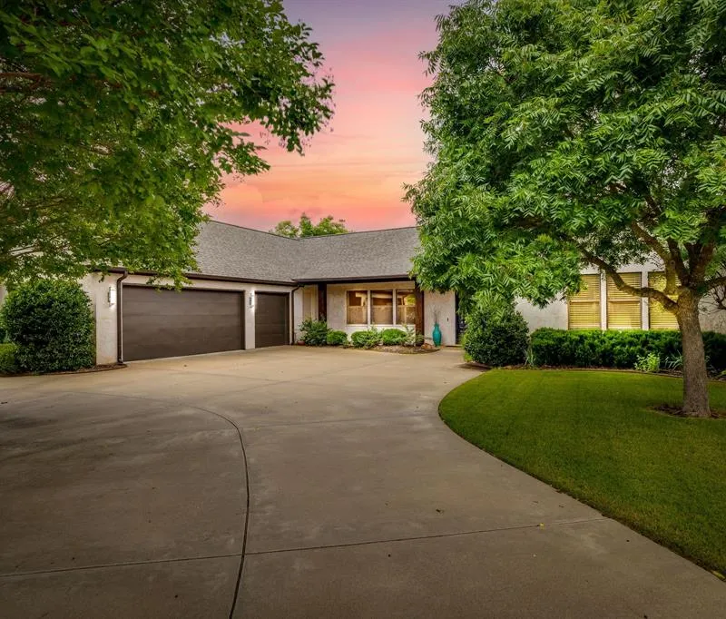 5604 Medinah Court, Granbury TX 76049