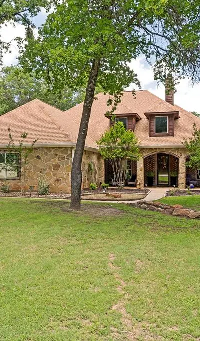 207 Overton Ridge Circle, Weatherford TX 76088
