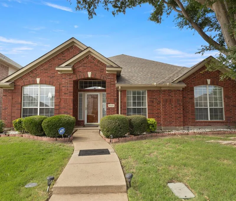 5025 Vineyard Lane, McKinney TX 75070
