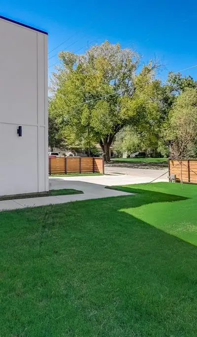 2618 Carpenter Avenue, Dallas TX 75215 - Photo 3