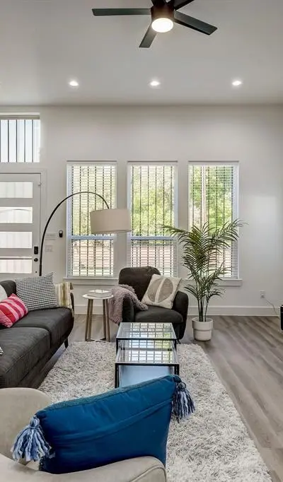 2618 Carpenter Avenue, Dallas TX 75215 - Photo 5