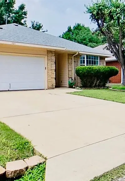 321 Boliver Avenue, Lake Dallas TX 75065 - Photo 3