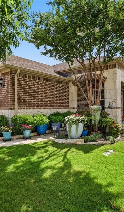 8915 Twin Pines Lane, Frisco TX 75036 - Photo 2