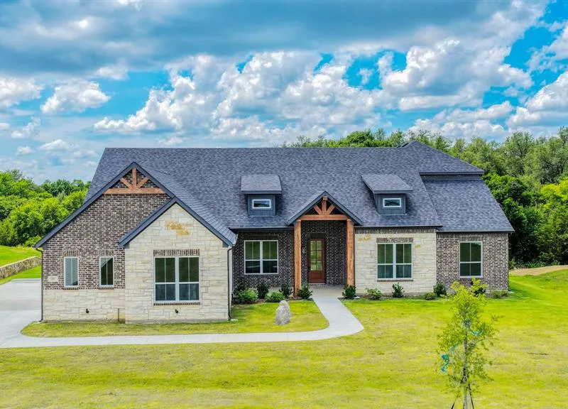 2001 Woodland Road, Weatherford TX 76088