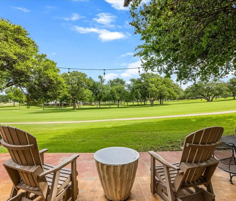 4407 Overlook Court, Granbury TX 76049