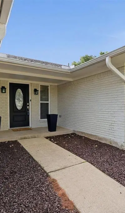 900 Cortez Street, Denison TX 75020 - Photo 4