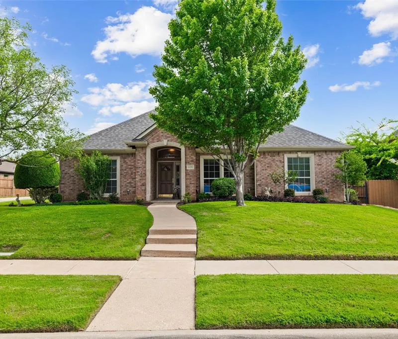 608 Bridlewood N, Colleyville TX 76034