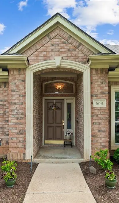 608 Bridlewood N, Colleyville TX 76034 - Photo 2