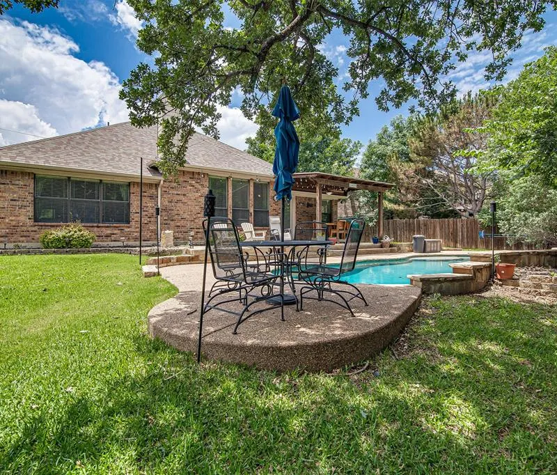 1202 Ravenna Street, Mansfield TX 76063