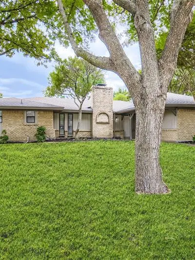 1724 Midcrest Drive, Plano TX 75075 - Photo 2