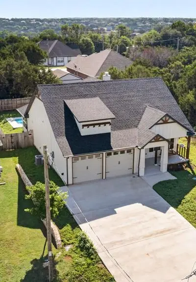 4825 Wichita Street, Granbury TX 76048 - Photo 4