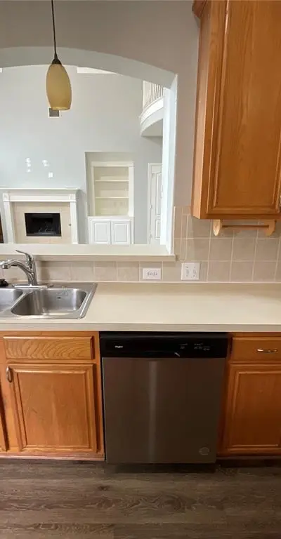 1055 Heathrow Drive, Frisco TX 75036 - Photo 5