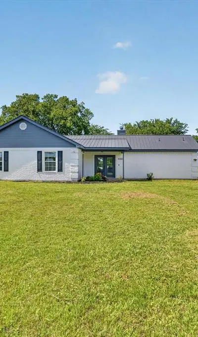 1301 County Road 705, Joshua TX 76058