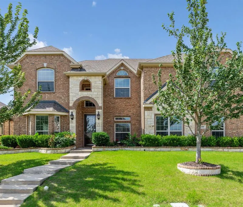 100 Spruce Street, Red Oak TX 75154