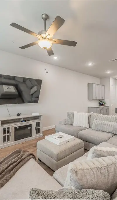 12933 Couture Drive, Farmers Branch TX 75234 - Photo 3