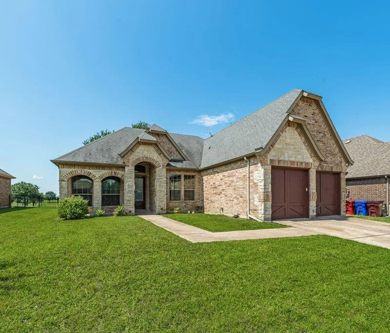 2516 Sabine Circle, Royse City TX 75189