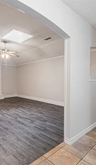5209 Smokerise Court, Arlington TX 76016 - Photo 3