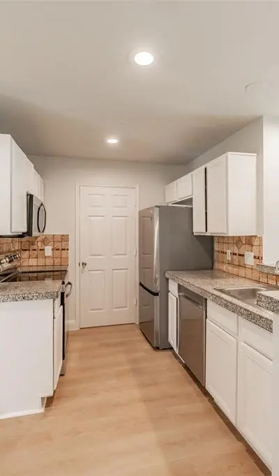4503 Mexicana Road, Dallas TX 75212 - Photo 5