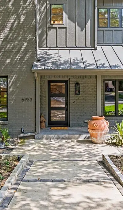 6933 Wabash Circle, Dallas TX 75214 - Photo 3