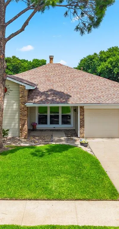 3824 Horizon Drive, Bedford TX 76021 - Photo 4
