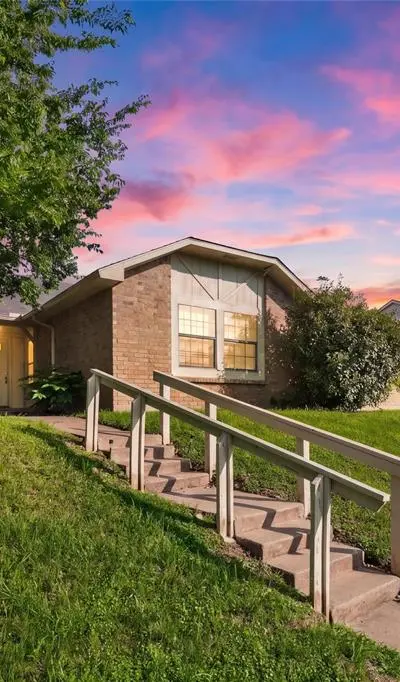 7254 Pineberry Road, Dallas TX 75249