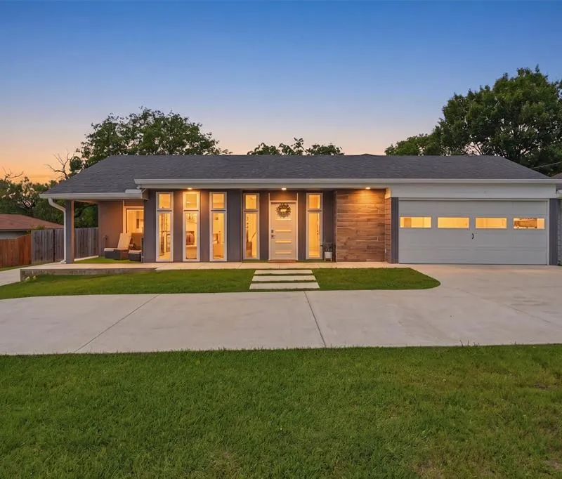 4902 Boquillas Court, Granbury TX 76049