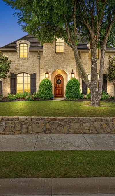 8621 Colina Terrace, Benbrook TX 76126
