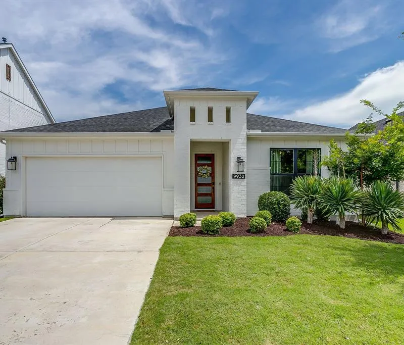 9932 Chaparral Pass, Fort Worth TX 76126
