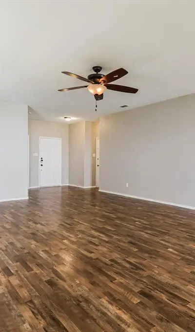 9109 Cranston Court, Providence Village TX 76227 - Photo 3