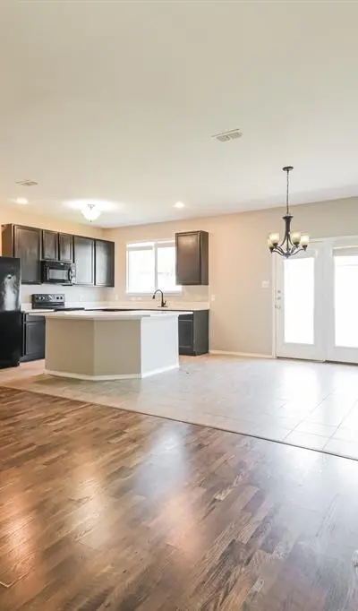 9109 Cranston Court, Providence Village TX 76227 - Photo 4
