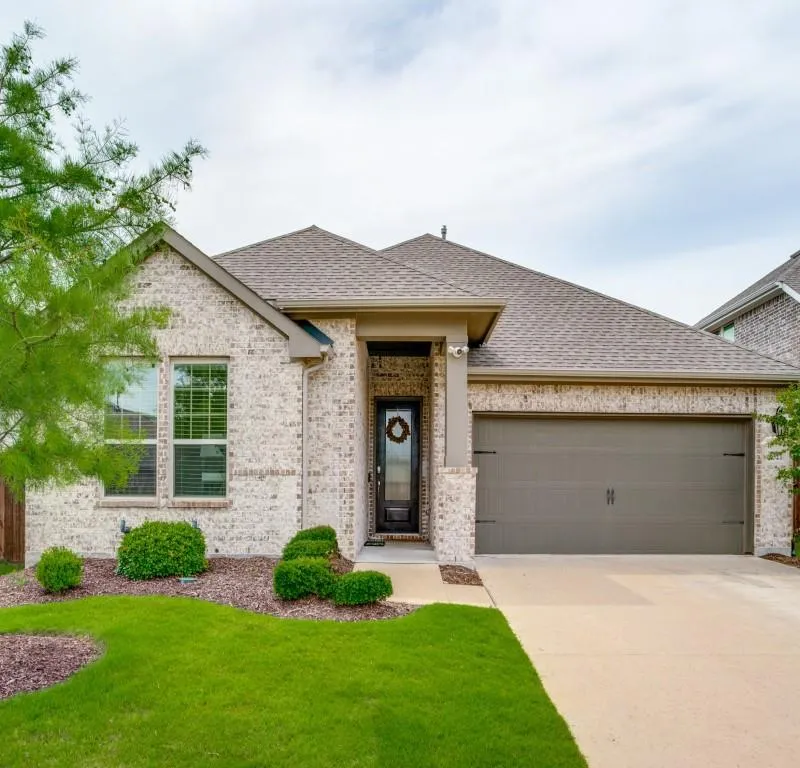 1321 Windflower Drive, Aubrey TX 76227