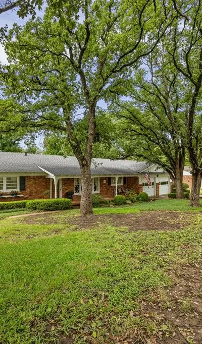 1512 Weiler Boulevard, Fort Worth TX 76112 - Photo 3
