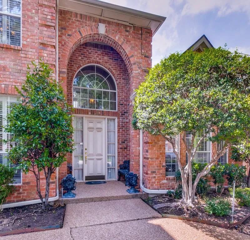4811 Stony Ford Drive, Dallas TX 75287