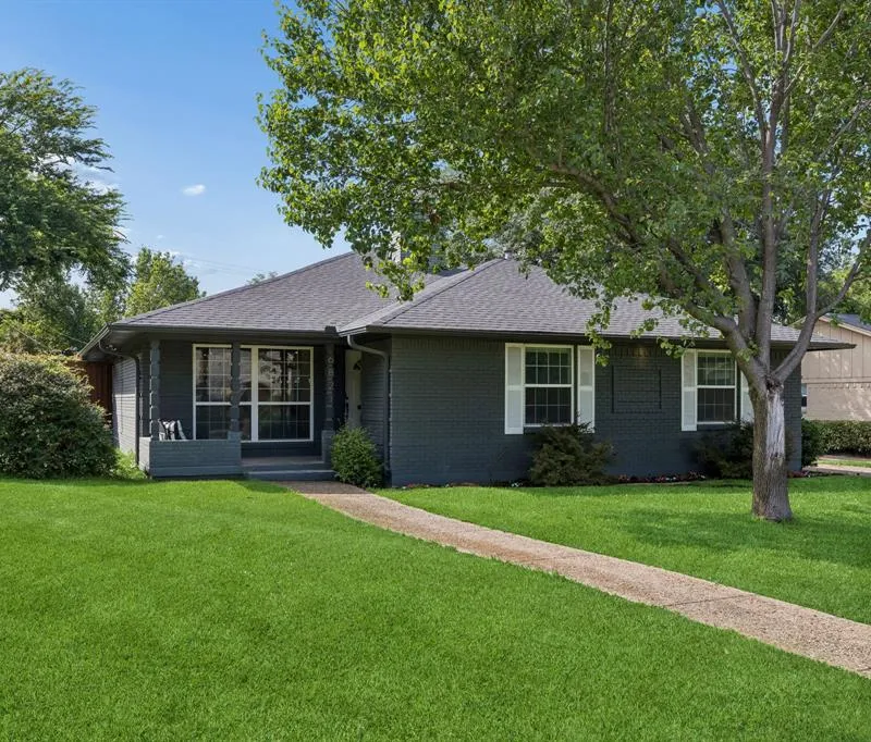 6821 Kingsbury Drive, Dallas TX 75231