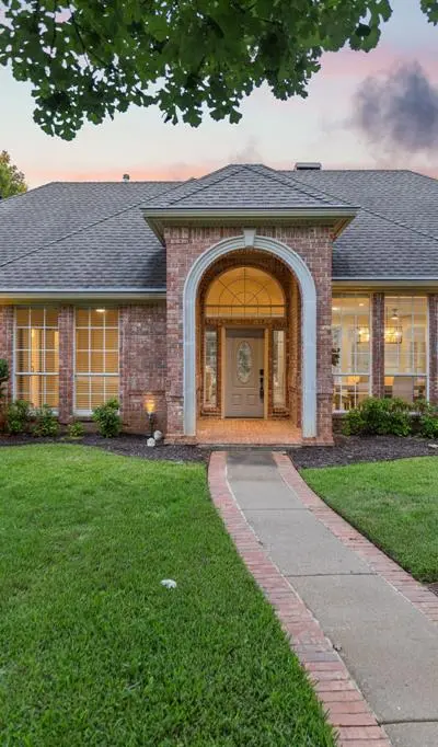 900 Southbend Trail, Southlake TX 76092