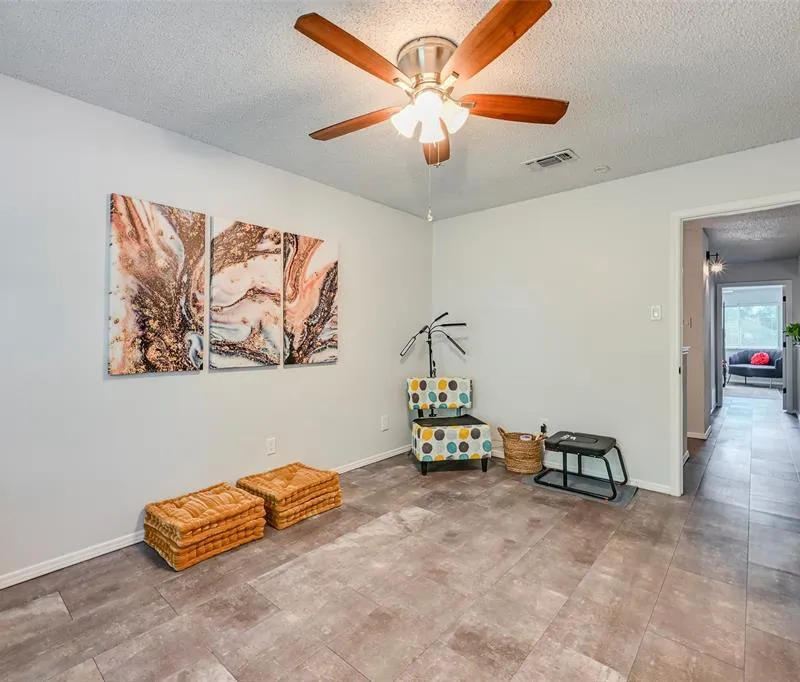 1446 Palmnold Circle W, Fort Worth TX 76120