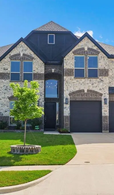 1938 Silver Creek Lane, Cedar Hill TX 75104 - Photo 2