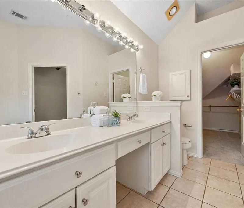 14593 Princeton Court, Addison TX 75001