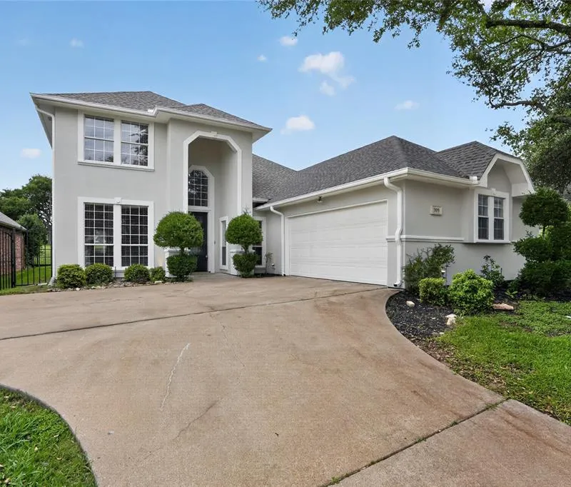 909 Saint Andrews Place, DeSoto TX 75115