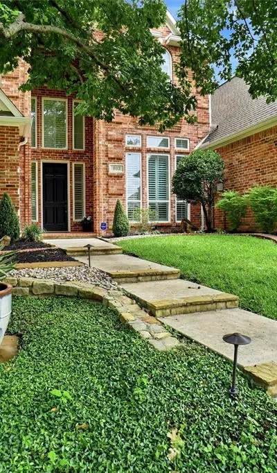 803 Woodcrest Court, Southlake TX 76092 - Photo 4