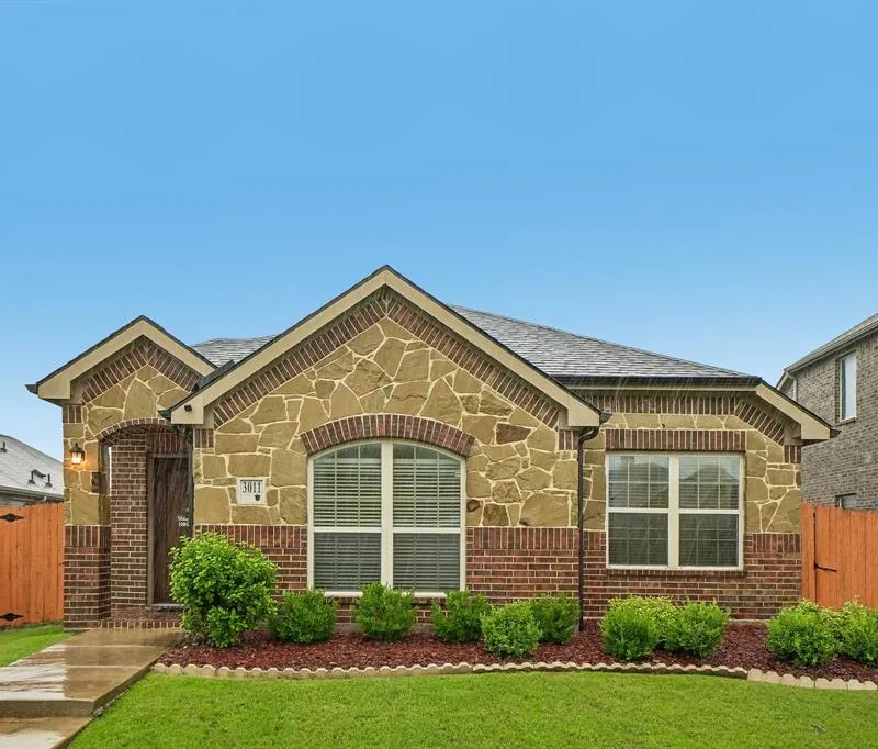 3011 Rosemount Lane, Forney TX 75126
