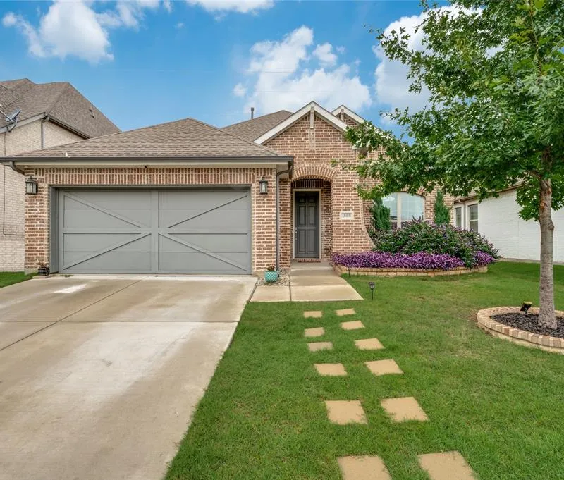308 Moonvine Drive, Little Elm TX 75068