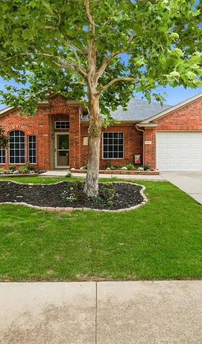 7301 Sunburst Trail, Denton TX 76210 - Photo 3