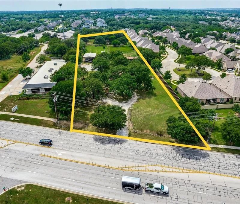 8713 Davis Boulevard, Keller TX 76248