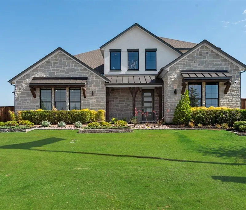 815 Feathergrass Court, Haslet TX 76052