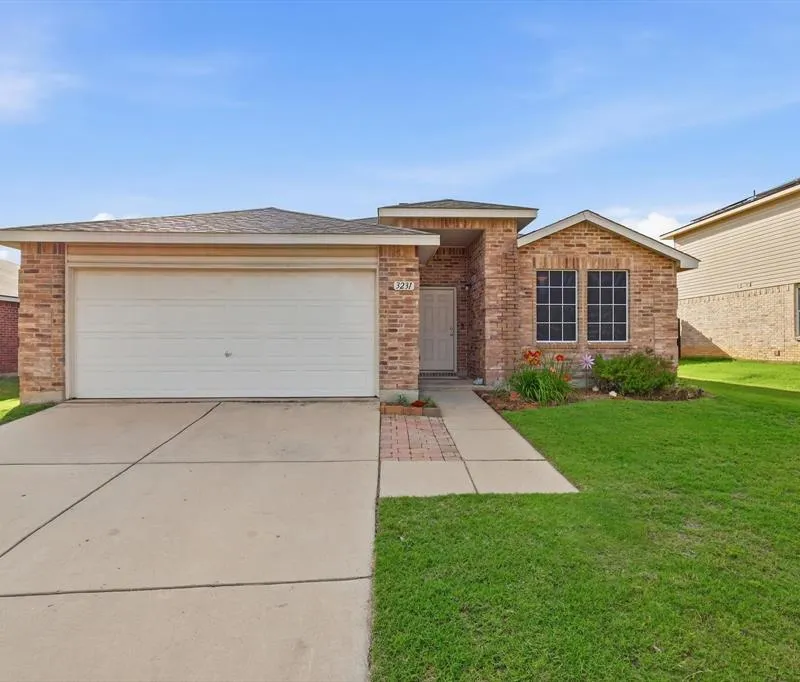 3231 Andalusian Drive, Denton TX 76210