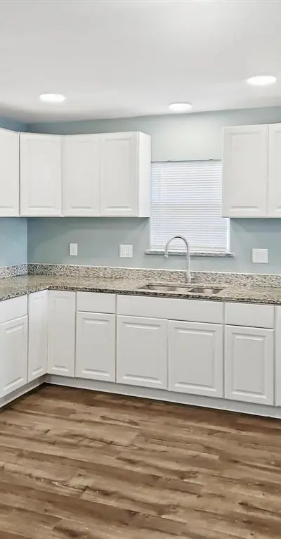 110 Ramsey Avenue, Cleburne TX 76031 - Photo 3