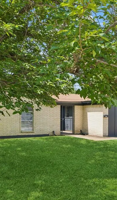 7440 Beckwood Drive, Fort Worth TX 76112 - Photo 3