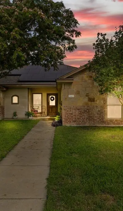 2002 Carriage House Drive, Temple TX 76502 - Photo 2